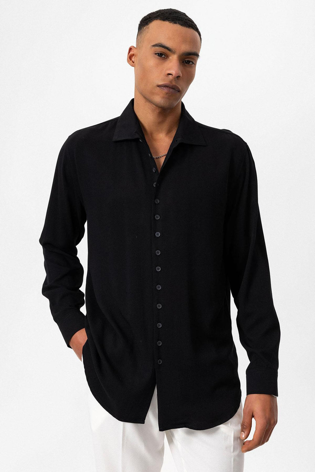 Chemise Homme Noire Regular Fit Col Camp - Wessi