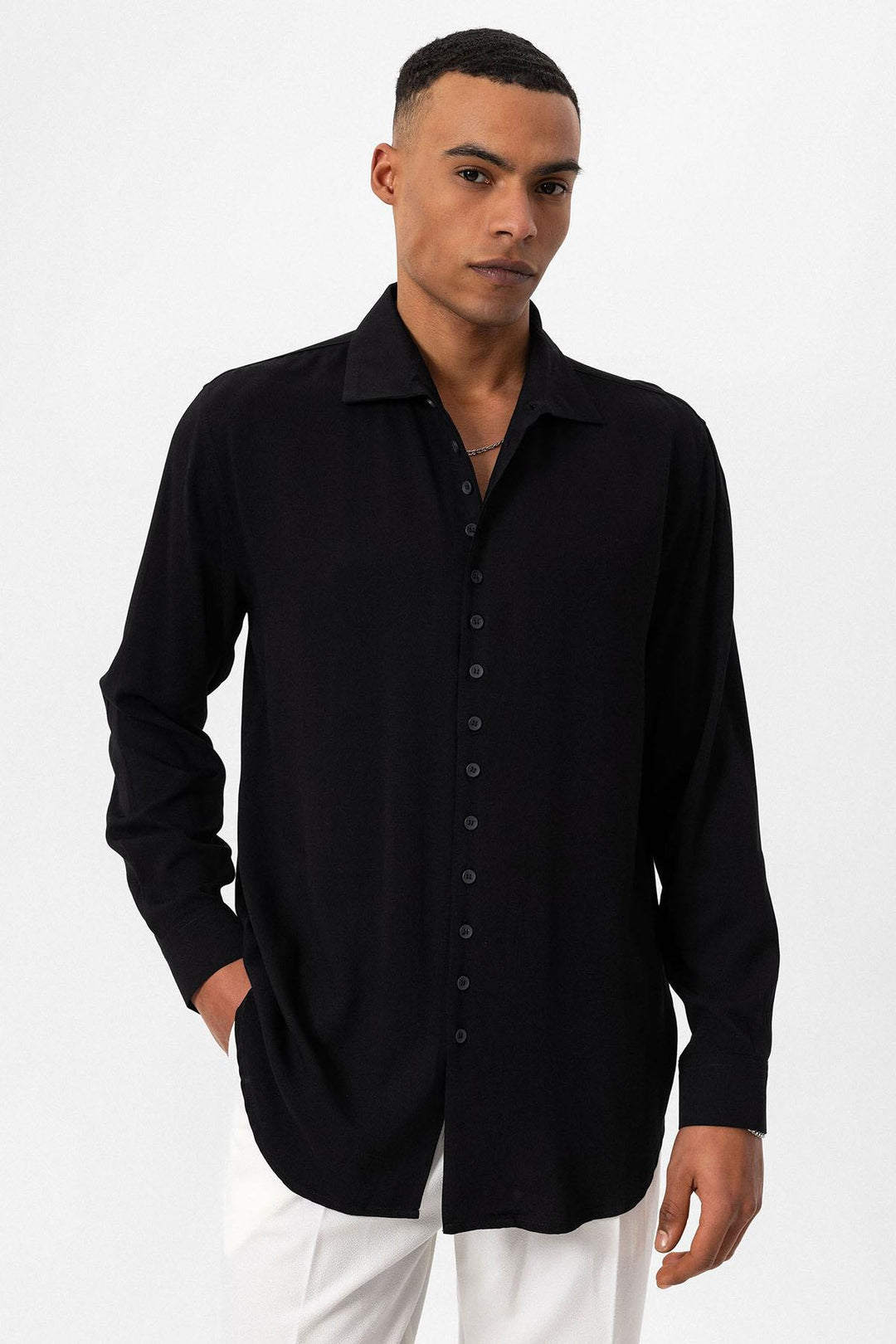 Chemise Homme Noire Regular Fit Col Camp - Wessi