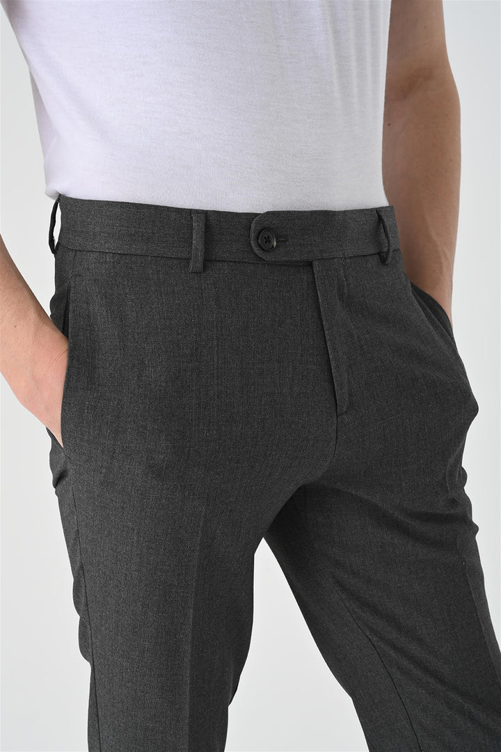 Pantalón de hombre gris regular fit de doble pernera - Wessi