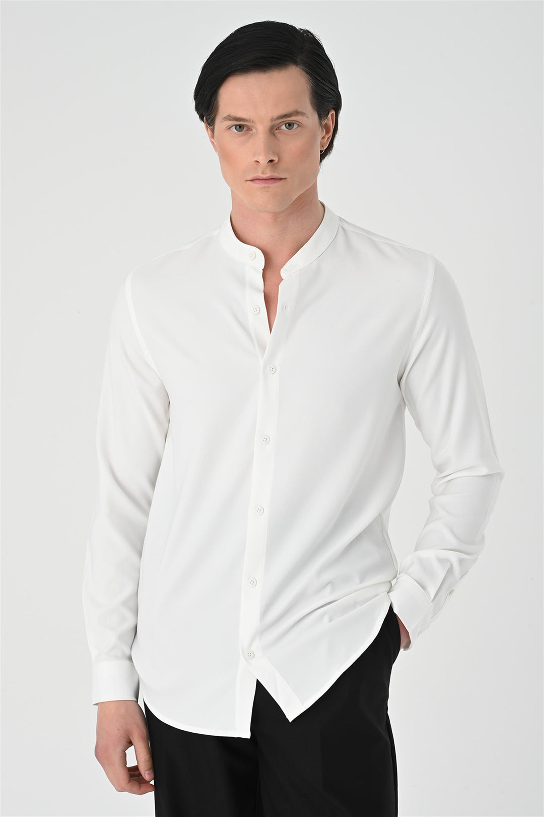 Men's White Regular Fit Classic Collar  Shirt - Wessi