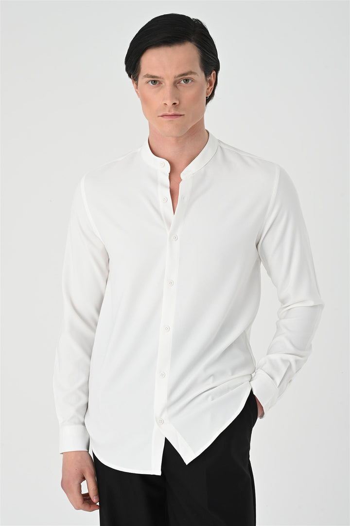 Camisa de hombre blanca con cuello clásico y corte regular - Wessi