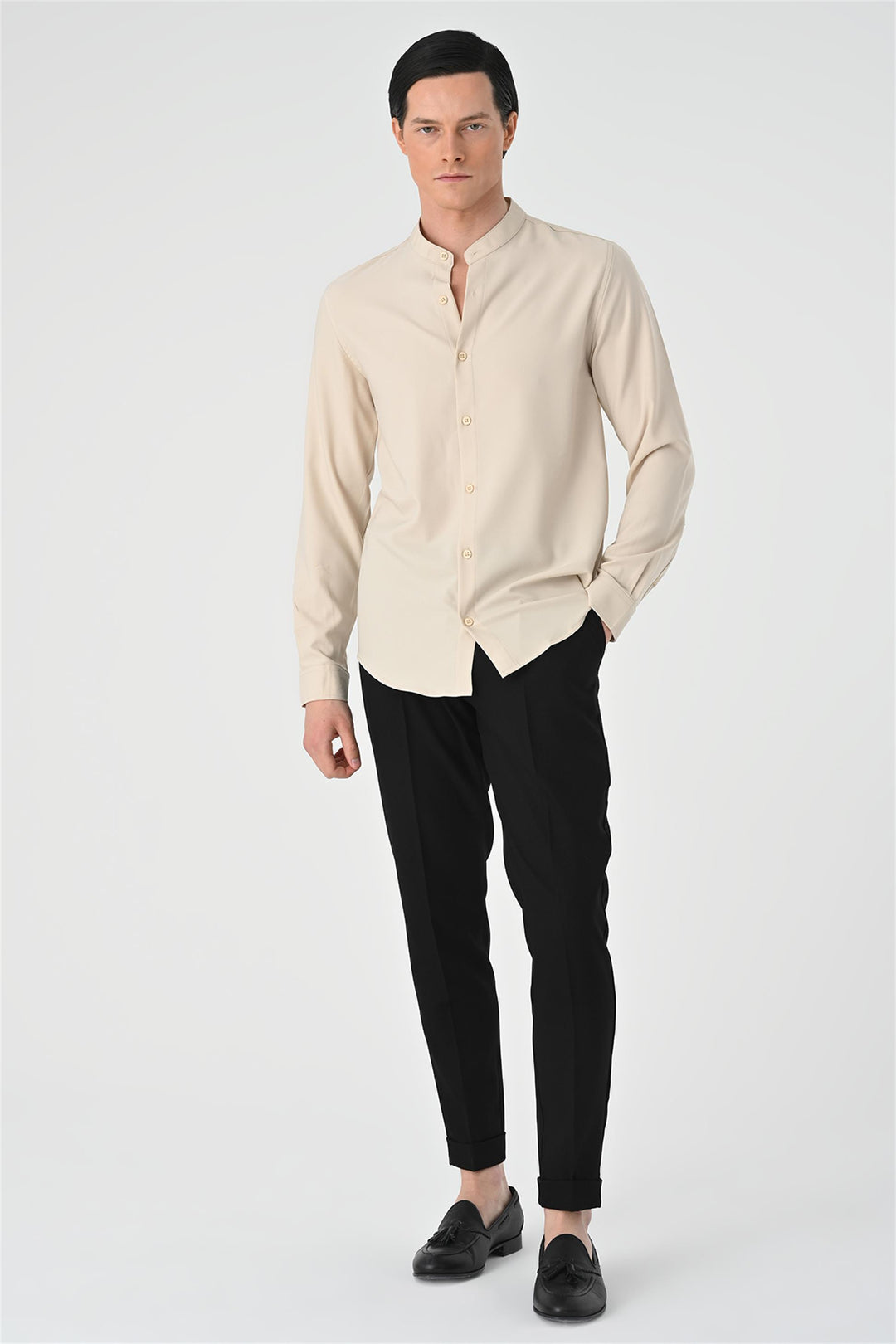 Camisa de hombre beige regular fit con cuello clásico - Wessi