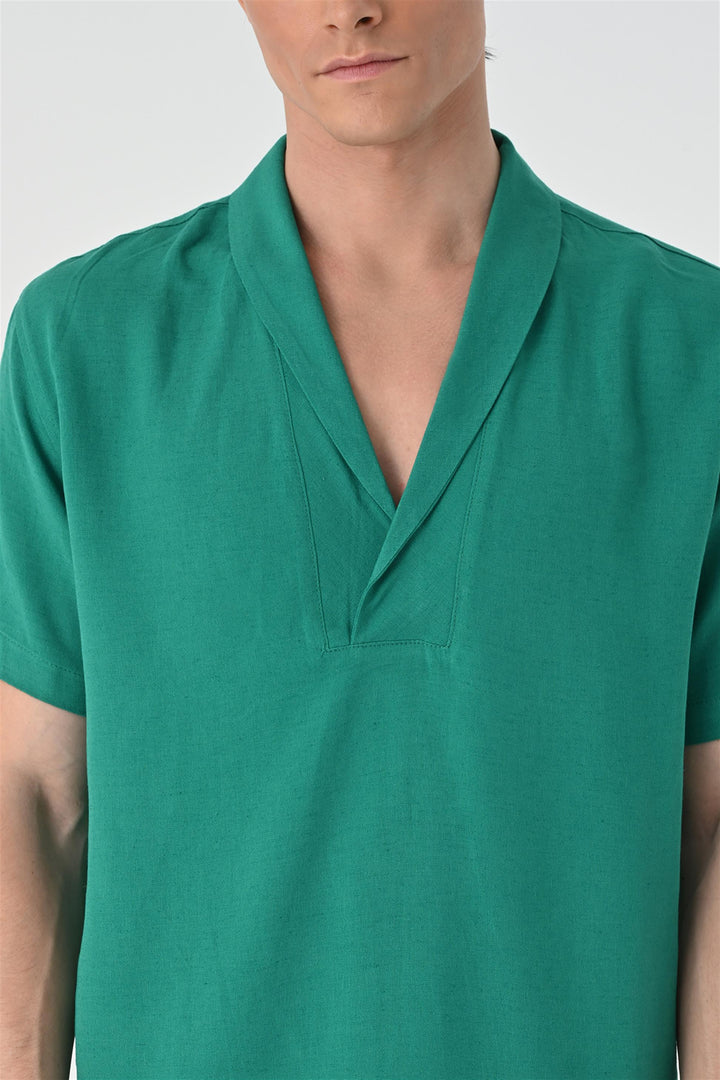 Camisa Relax Fit De Manga Corta Con Cuello Chal De Hombre Verde - Wessi