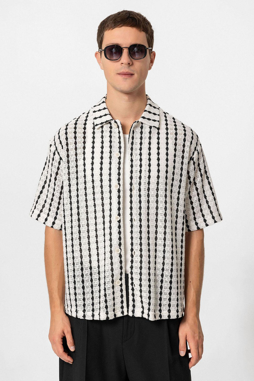 Camisa de hombre de manga corta de punto a rayas negra - Wessi