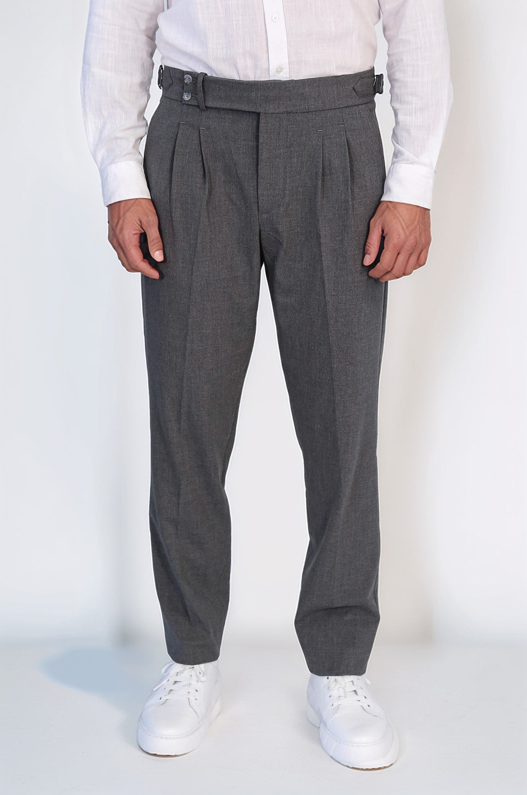 Anthracite Double-Pleated High-Waisted Slim Fit Trousers with Side Buckles – Wessi