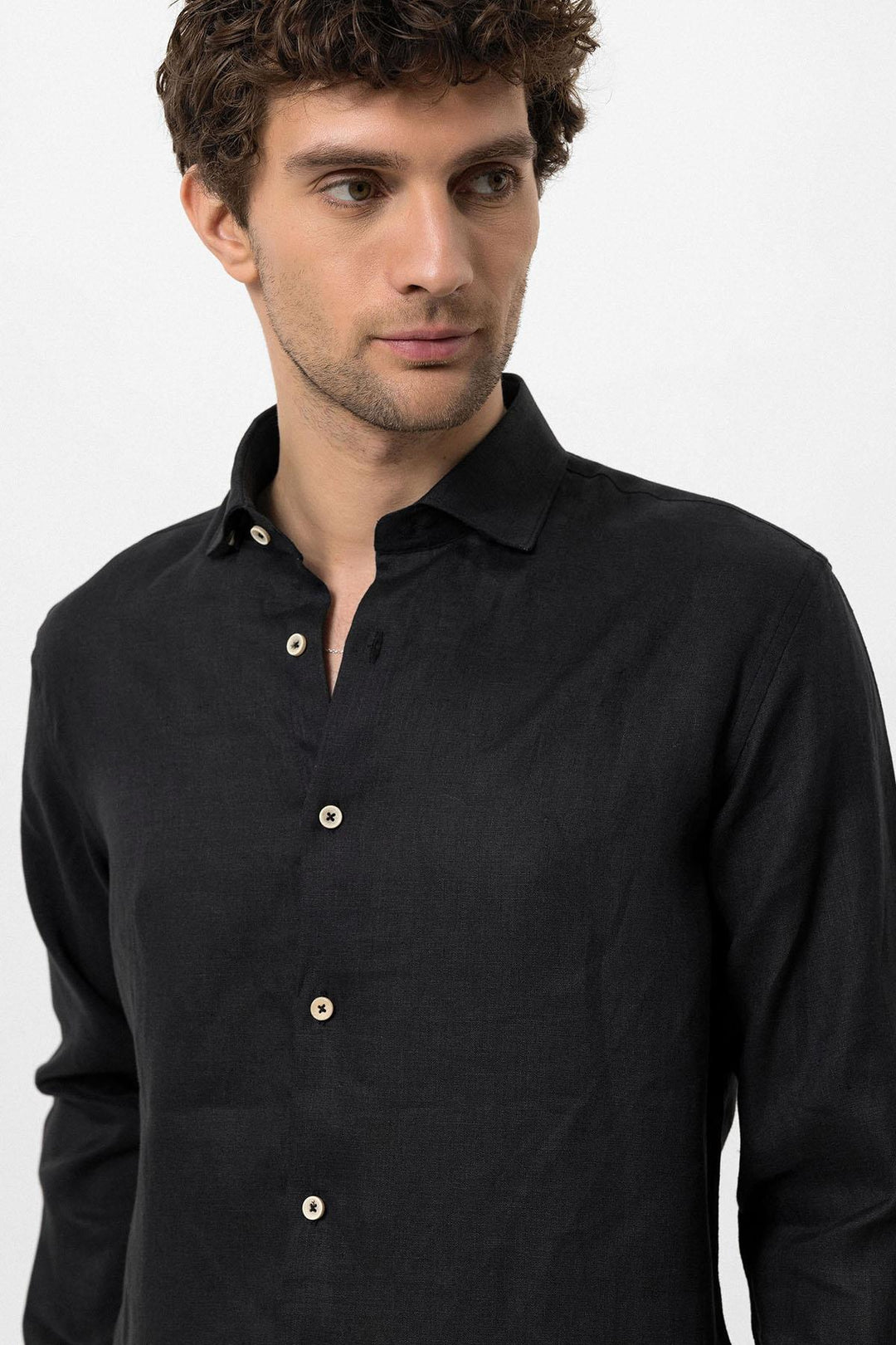 Chemise Homme Noir Col Boutonné 100% Lin - Wessi