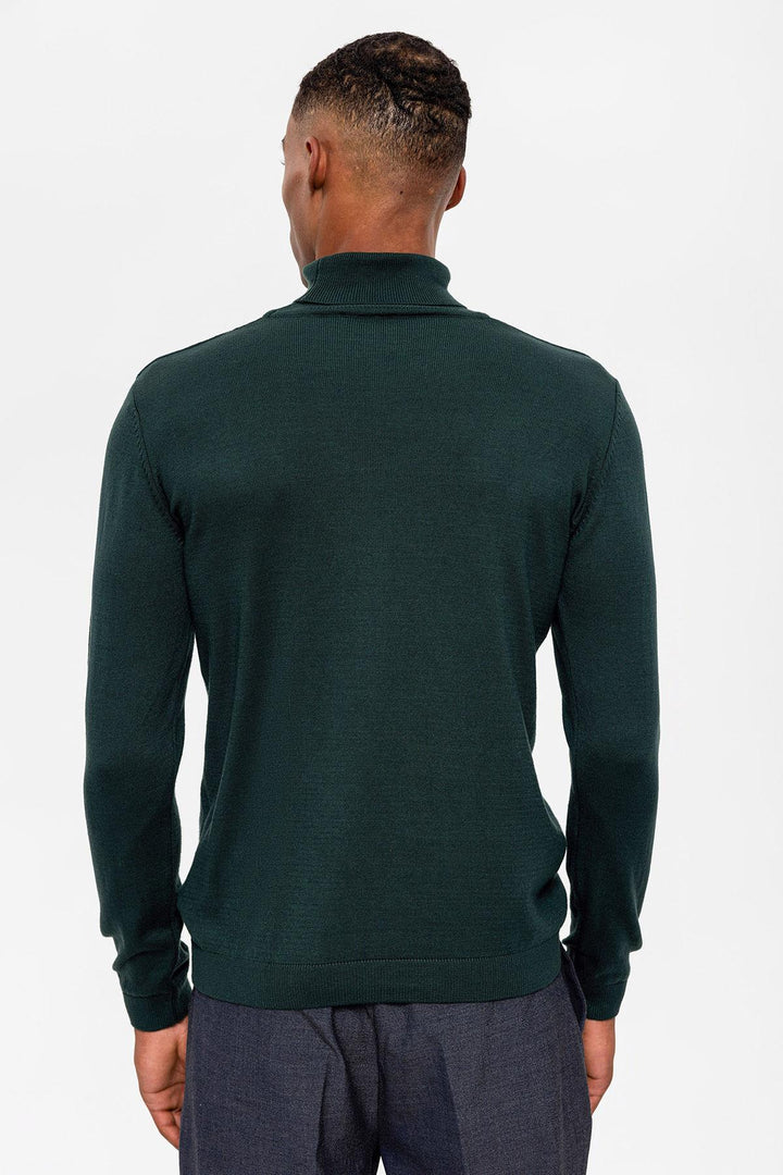 Green Turtleneck Men's Knit Sweater - Wessi