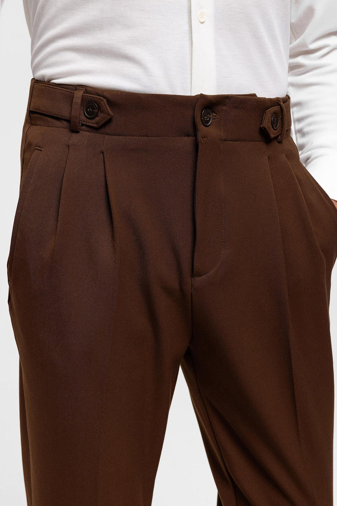 Pantalón de hombre de tela plisada de cintura alta (boyfriend) marrón claro - Wessi