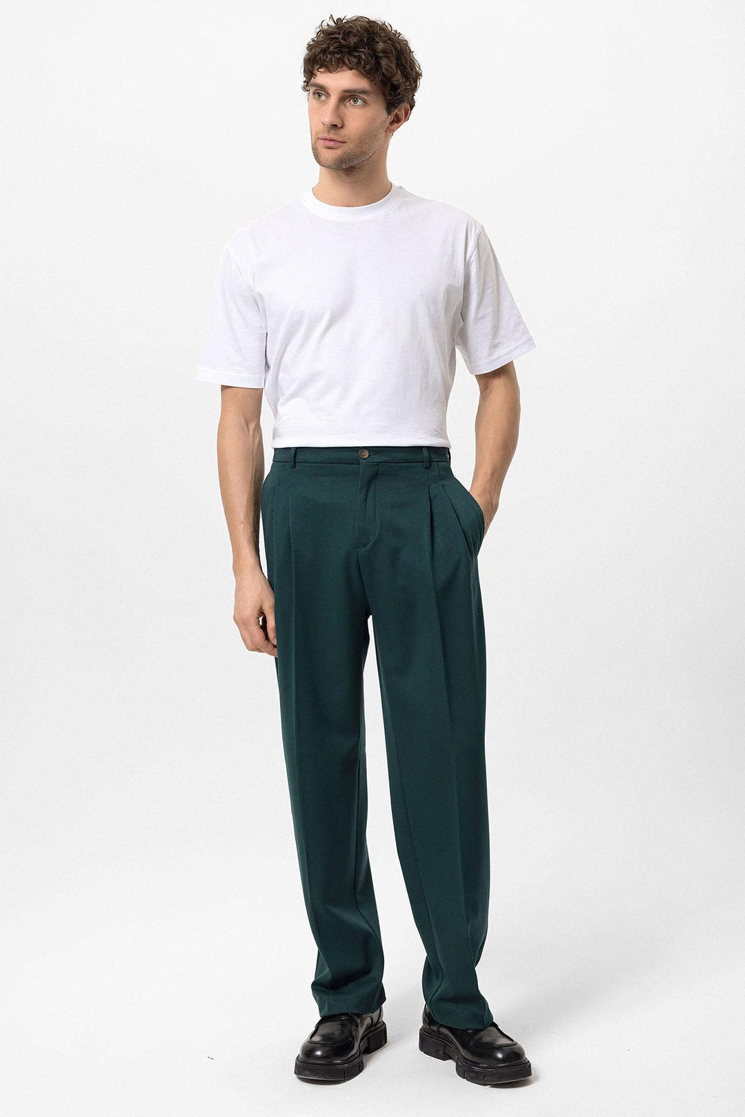 Pantalón de corte cómodo y plisado de cintura alta esmeralda para hombre - Wessi